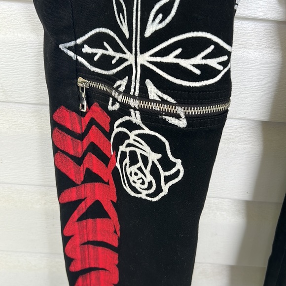 Lifted Anchors Jeans - Picture 4 of 12